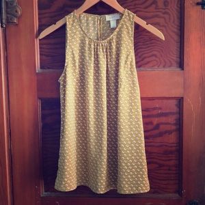 Loft sleeveless top size small